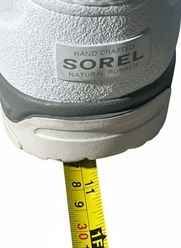 Sorel Snow Lion Womens Size 6 High White Waterproof Insulated Snow Boots Lined